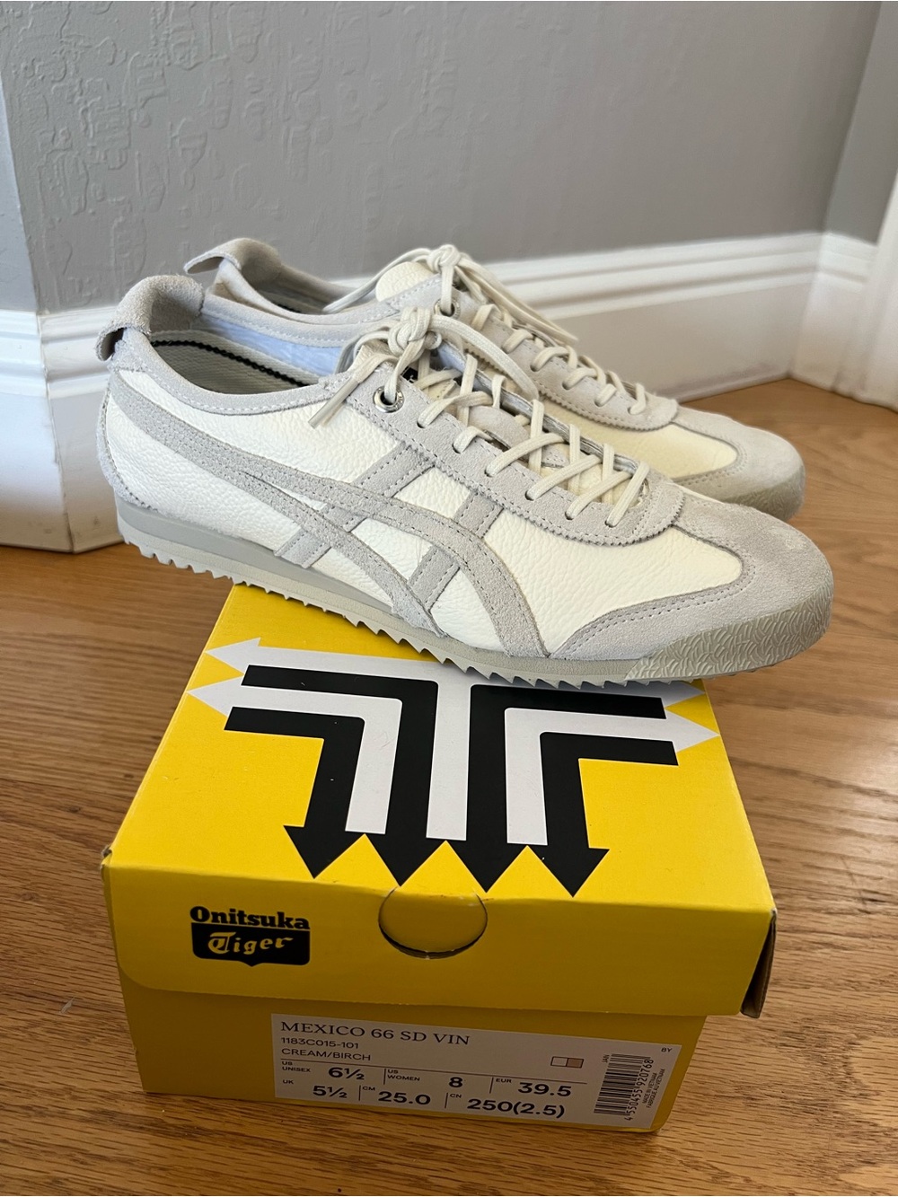Onitsuka Tiger Mexico 66 SD Vin Cream/Birch Size 8 Women's Sneaker - Picture 2 of 8